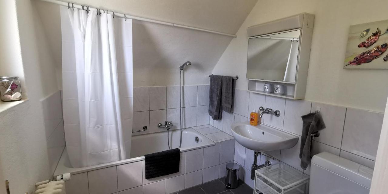 Helvetia 2 Zimmer Apartment Mit Parkplatz Zurique Exterior foto
